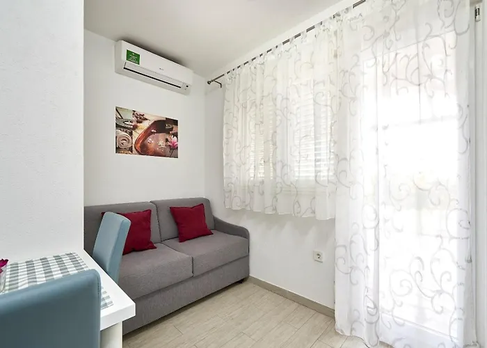 Mavarstica 17803d * Trogir