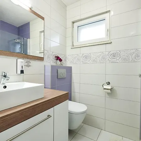 Mavarstica 17803d Apartman Trogir